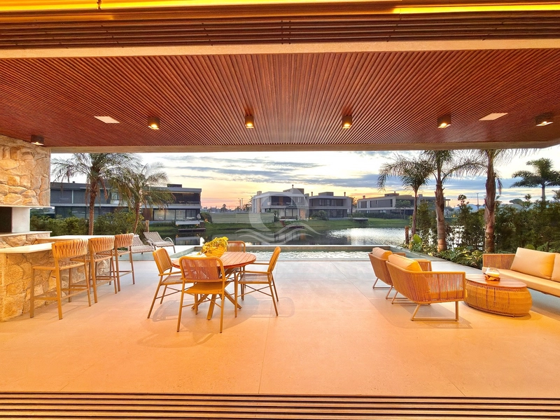 Casa 6 quartos vista lago mobiliada venda Sense Xangri-Lá: 67ª foto da galeria de imagens do imóvel