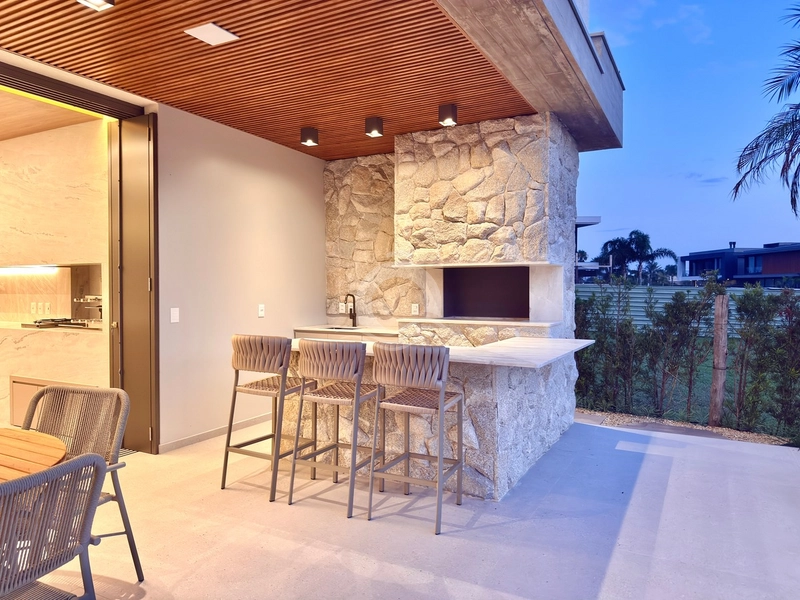 Casa 6 quartos vista lago mobiliada venda Sense Xangri-Lá: 78ª foto da galeria de imagens do imóvel