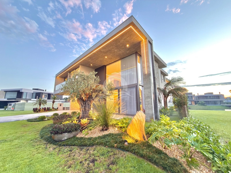 Casa 6 quartos vista lago mobiliada venda Sense Xangri-Lá: 62ª foto da galeria de imagens do imóvel