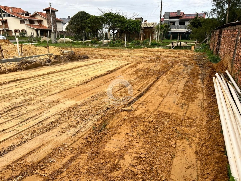 Terreno 225m² - 2 quadras do mar - Jardim Beira Mar - Capão da Canoa: 1ª foto da galeria de imagens do imóvel