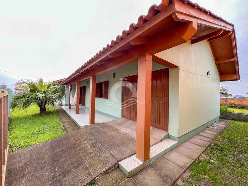 Casa de Esquina a Poucos Metros do Mar - Oportunidade Única no Litoral: 4ª foto da galeria de imagens do imóvel