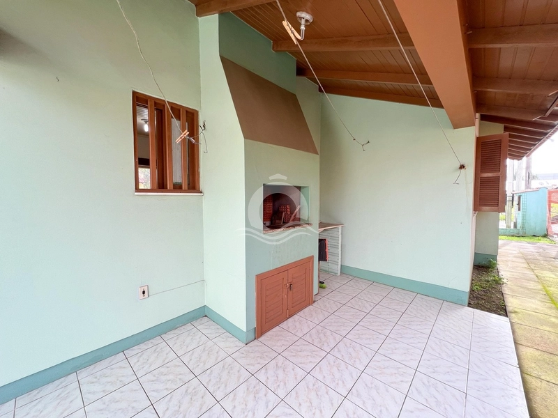 Casa de Esquina a Poucos Metros do Mar - Oportunidade Única no Litoral: 7ª foto da galeria de imagens do imóvel