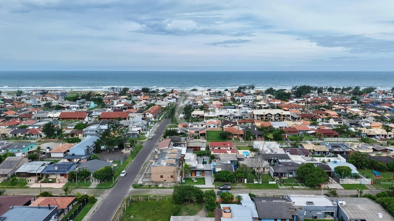 Casa com 03 suítes junto ao mar de Capão da Canoa: 17ª foto da galeria de imagens do imóvel