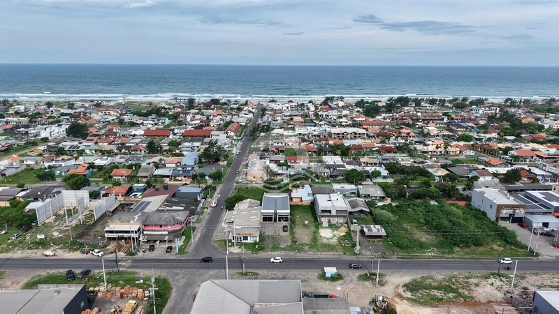 Casa com 03 suítes junto ao mar de Capão da Canoa: 24ª foto da galeria de imagens do imóvel