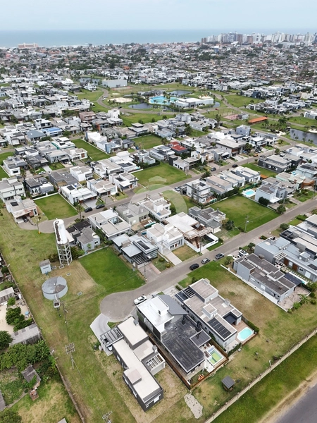 Casa em condomínio fechado na praia de Capão da Canoa: 28ª foto da galeria de imagens do imóvel