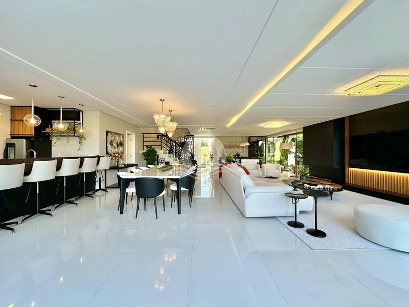 Casa Cond. 6D (6S) - 516m² - Vista Lago e Mobiliada - Atlântida: 5ª foto da galeria de imagens do imóvel