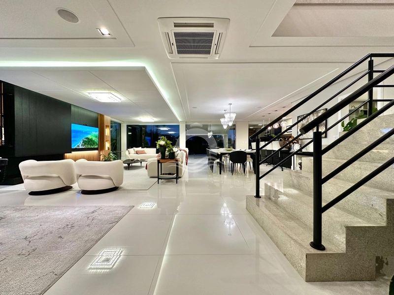 Casa Cond. 6D (6S) - 516m² - Vista Lago e Mobiliada - Atlântida: 3ª foto da galeria de imagens do imóvel