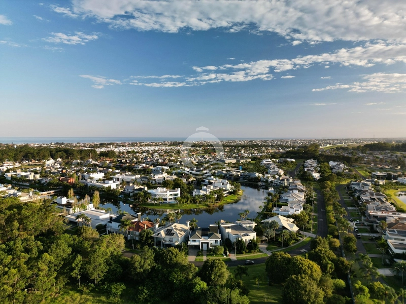 Casa Cond. 6D (6S) - 516m² - Vista Lago e Mobiliada - Atlântida: 28ª foto da galeria de imagens do imóvel