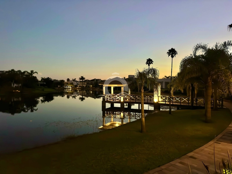 Casa Cond. 6D (6S) - 516m² - Vista Lago e Mobiliada - Atlântida: 30ª foto da galeria de imagens do imóvel