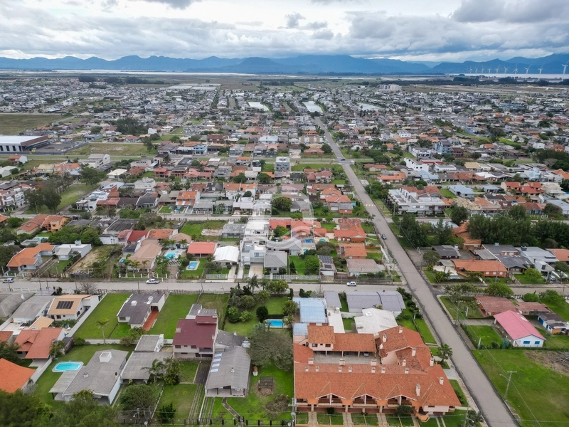 Uma verdadeira mansão térrea em Xangri-lá bem próximo ao mar e a praia: 32ª foto da galeria de imagens do imóvel