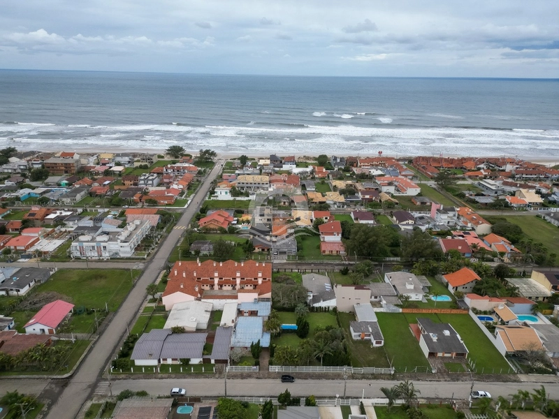 Uma verdadeira mansão térrea em Xangri-lá bem próximo ao mar e a praia: 36ª foto da galeria de imagens do imóvel