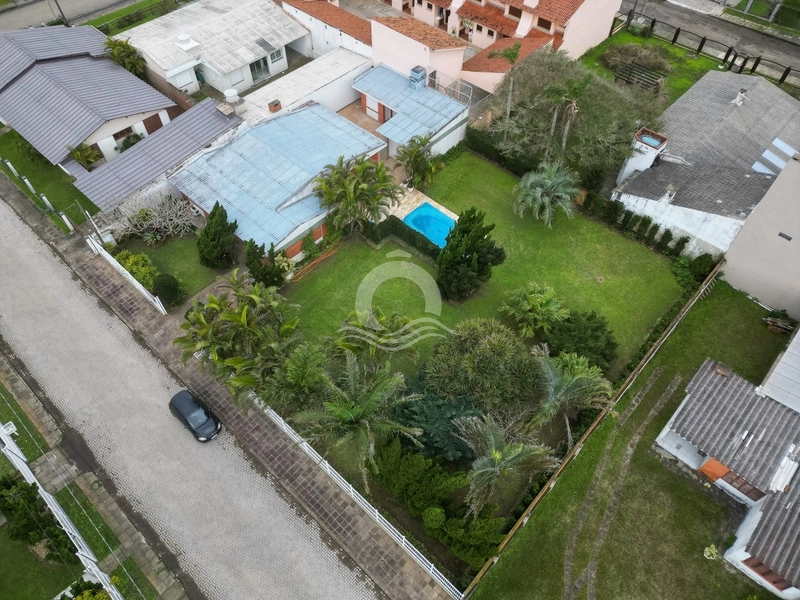 Uma verdadeira mansão térrea em Xangri-lá bem próximo ao mar e a praia: 37ª foto da galeria de imagens do imóvel
