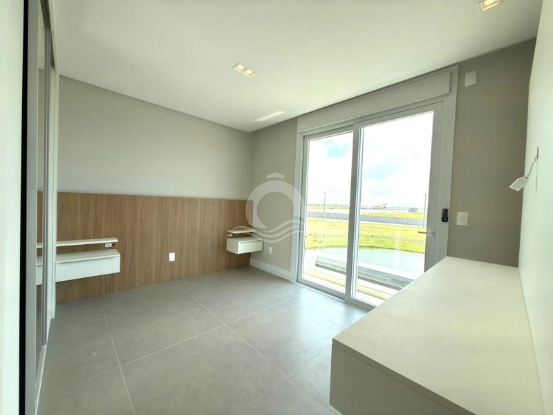 Casa 4 quartos beira lago piscina venda Rainha do Mar Xangri-Lá: 24ª foto da galeria de imagens do imóvel