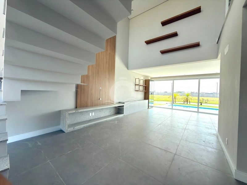 Casa 4 quartos beira lago piscina venda Rainha do Mar Xangri-Lá: 8ª foto da galeria de imagens do imóvel