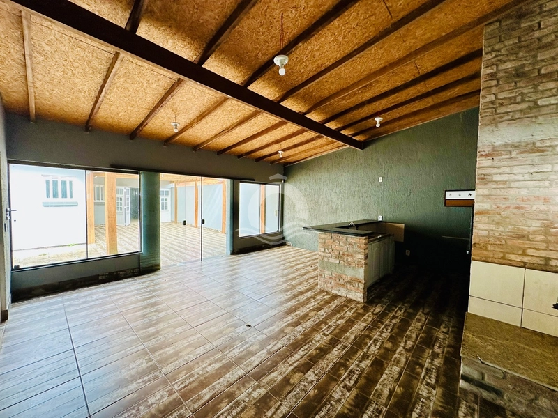 Casa à venda em área nobre e central de Xangri-Lá!: 29ª foto da galeria de imagens do imóvel