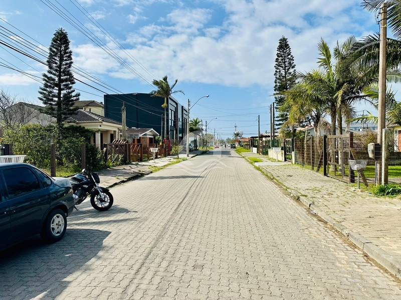Casa à venda em área nobre e central de Xangri-Lá!: 37ª foto da galeria de imagens do imóvel