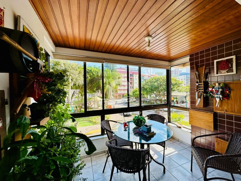 Apartamento 3 quartos frente praça venda Zona Nova Capão da Canoa: 4ª foto da galeria de imagens do imóvel
