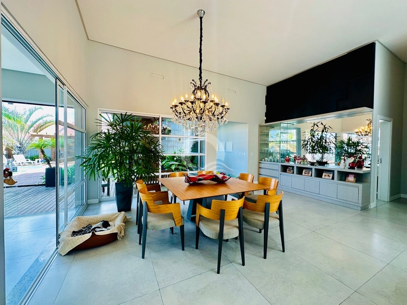 Casa padrão condomínio em bairro nobre: 11ª foto da galeria de imagens do imóvel