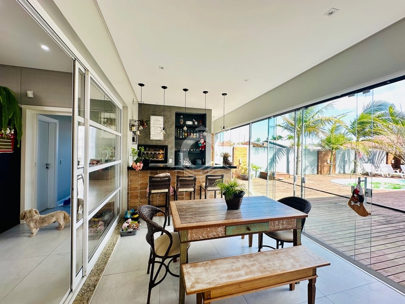 Casa padrão condomínio em bairro nobre: 19ª foto da galeria de imagens do imóvel