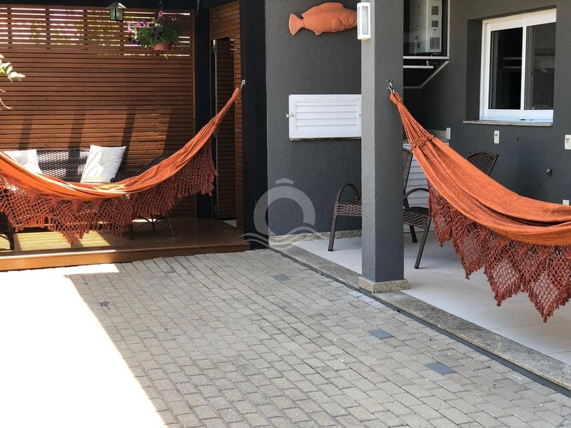 Casa 4 quartos mobiliada com piscina venda Centro Xangri-Lá: 3ª foto da galeria de imagens do imóvel