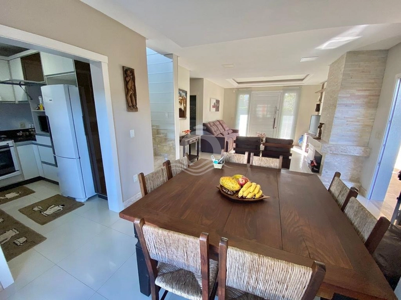 Casa 4 quartos mobiliada com piscina venda Centro Xangri-Lá: 12ª foto da galeria de imagens do imóvel