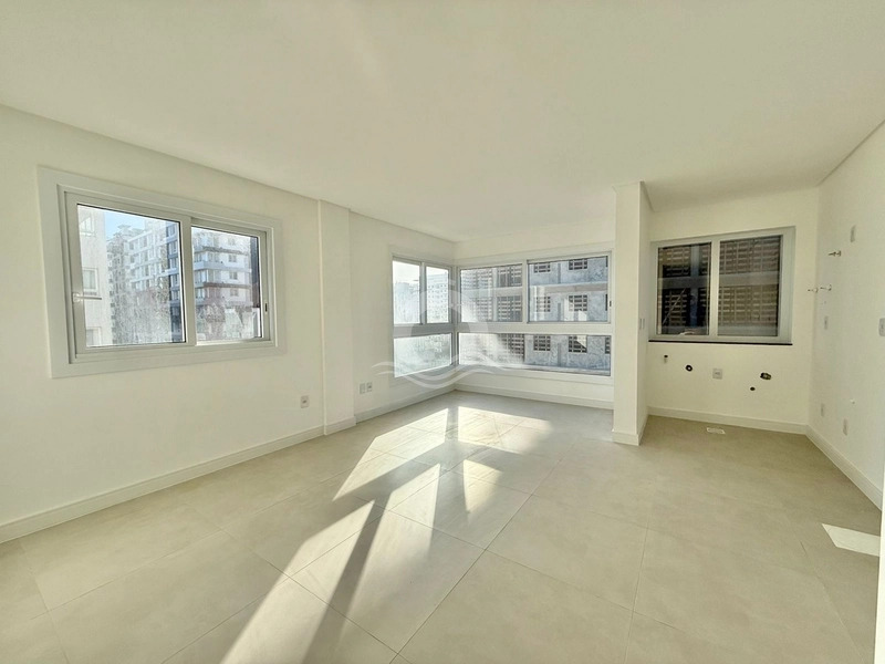 Apartamento 2 quartos andar alto venda Zona Nova Capão da Canoa