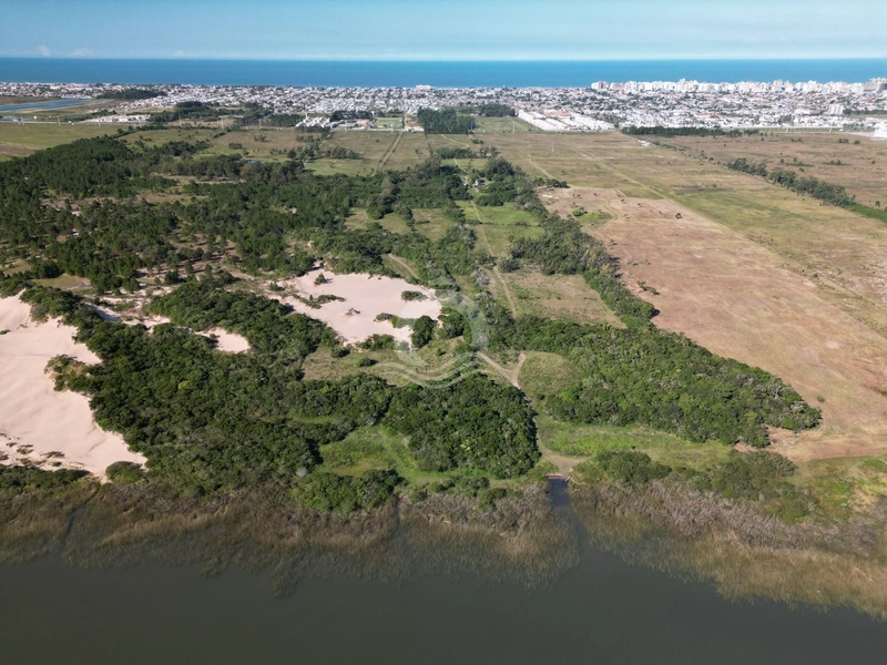 Terreno condomínio beira lago venda Zona Nova Capão da Canoa: 19ª foto da galeria de imagens do imóvel
