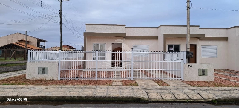 Casa 2 quartos geminada venda Jardim Beira Mar Capão da Canoa: 2ª foto da galeria de imagens do imóvel