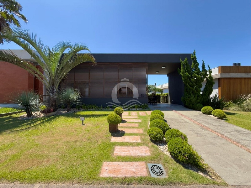 Casa 3 quartos mobiliada cond Dubai resort Capão da Canoa