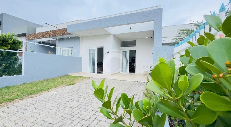 Casa 2 quartos mobiliada venda Guarani Capão da Canoa: 1ª foto da galeria de imagens do imóvel