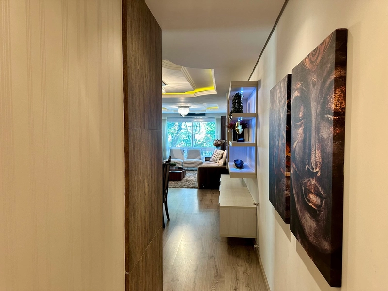 Apartamento 2 quartos mobiliado decorado venda Centro Gramado: 2ª foto da galeria de imagens do imóvel