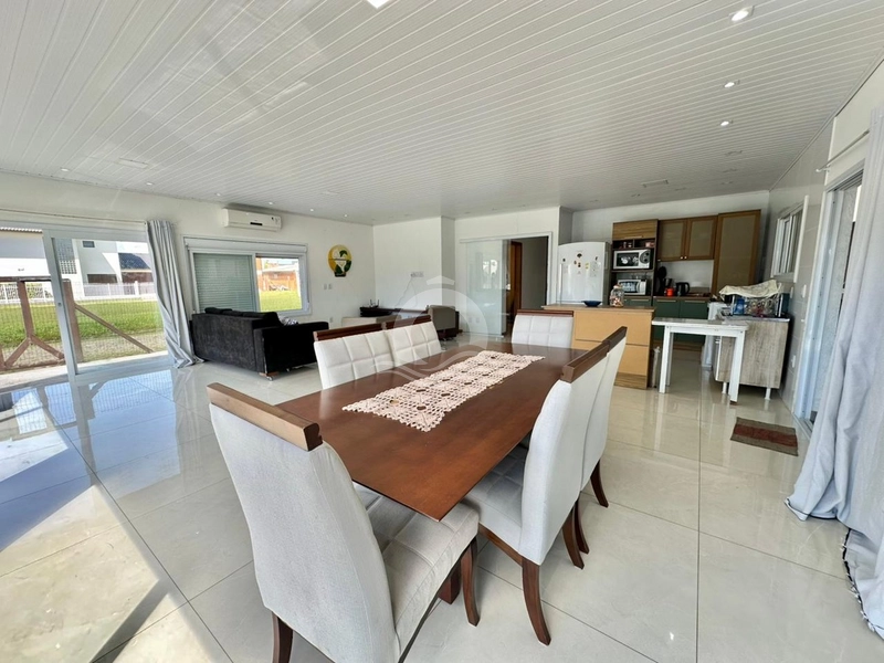Casa 4 quartos piscina mobiliada venda Centro Xangri-Lá: 9ª foto da galeria de imagens do imóvel