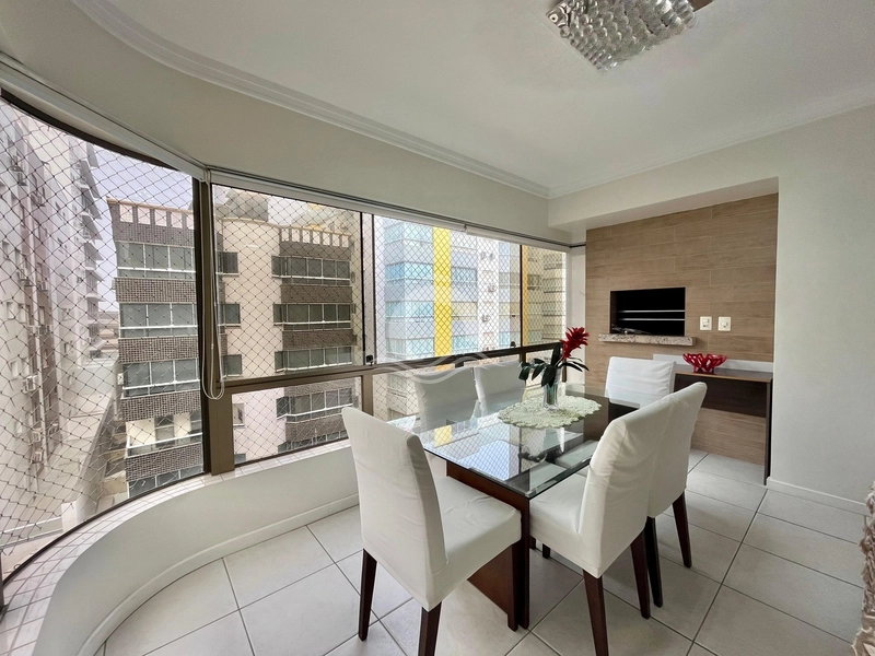 03 dormitórios na zona nova