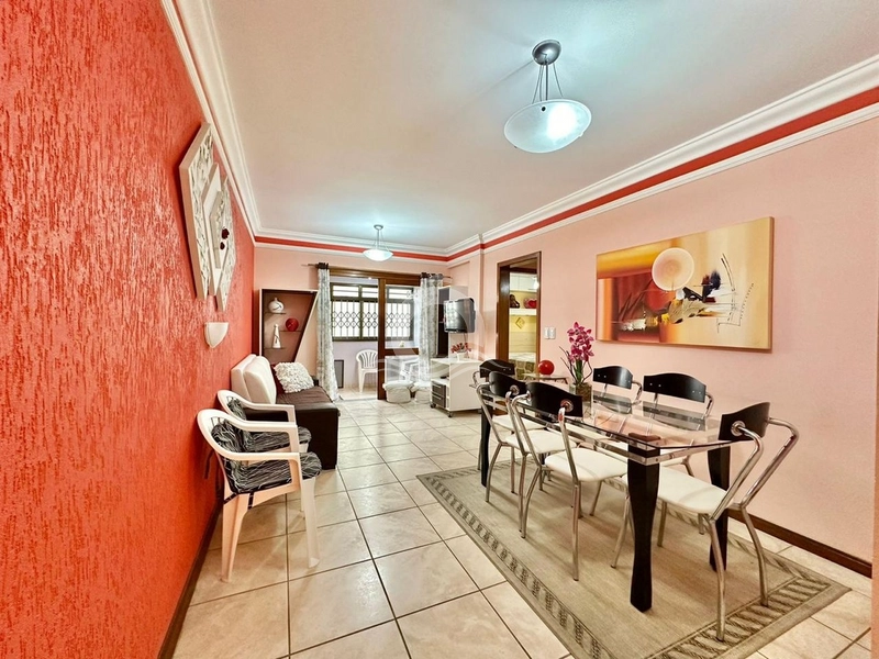 Apartamento 2 dormitórios no Centro de Capão da Canoa