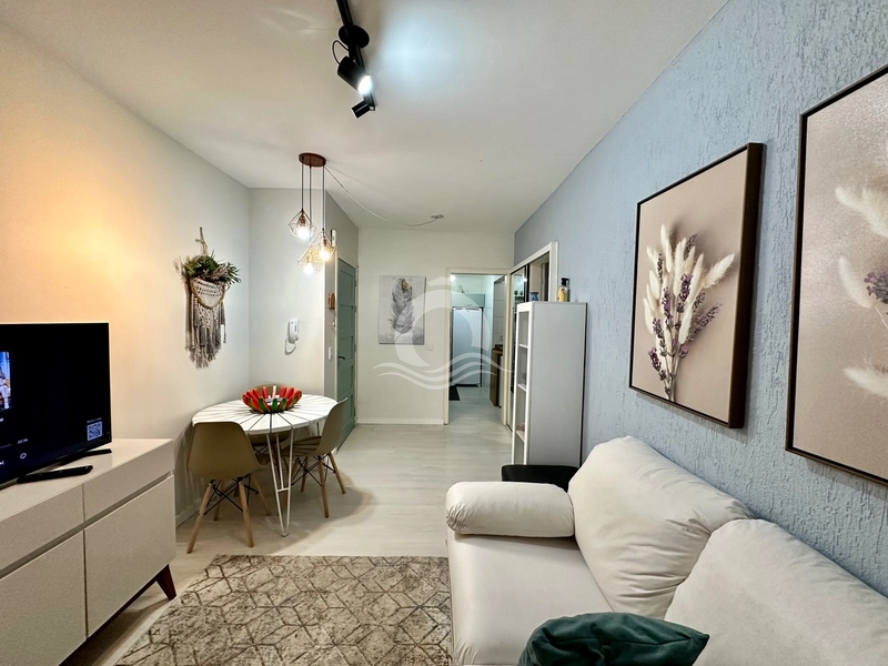 Apartamento decorado uma quadra do mar: 4ª foto da galeria de imagens do imóvel