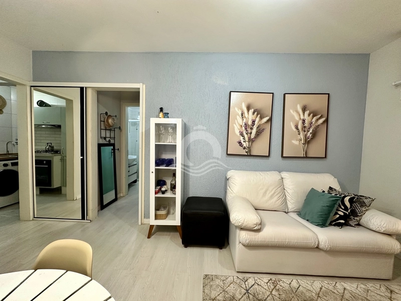 Apartamento decorado uma quadra do mar: 6ª foto da galeria de imagens do imóvel