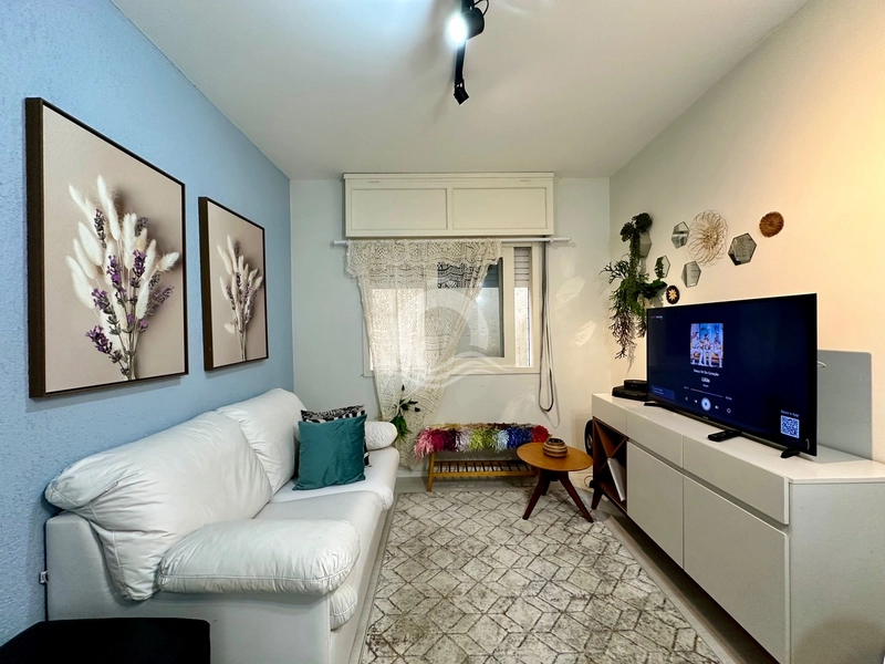 Apartamento decorado uma quadra do mar: 3ª foto da galeria de imagens do imóvel