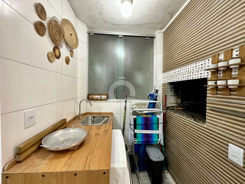 Apartamento decorado uma quadra do mar: 10ª foto da galeria de imagens do imóvel