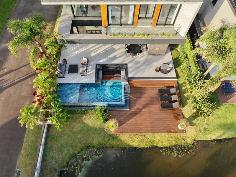 Casa 5 quartos piscina beira lago venda Malibu Xangri-Lá: 42ª foto da galeria de imagens do imóvel