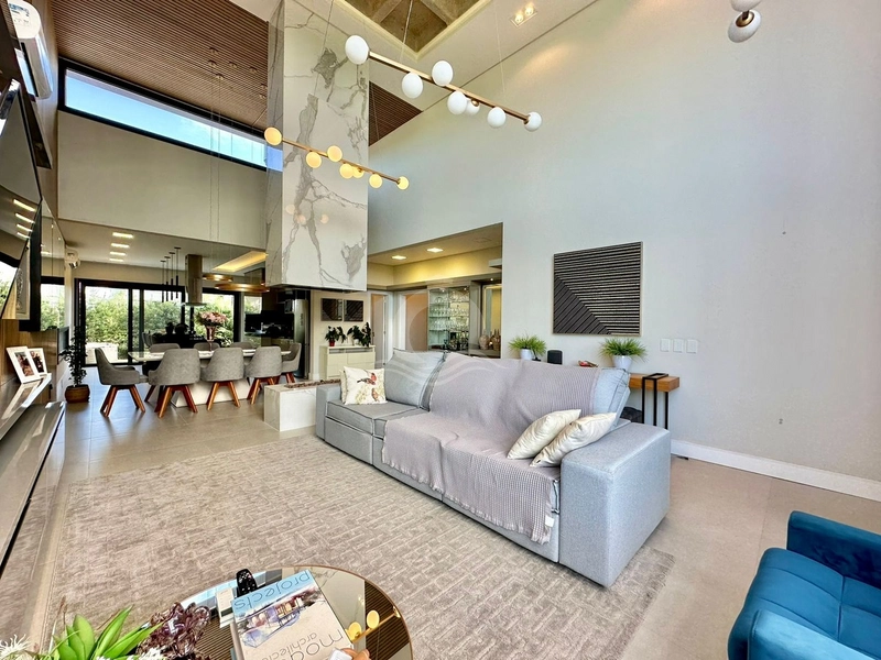 Casa de Alto Padrão à Venda – Condomínio Dubai: 5ª foto da galeria de imagens do imóvel