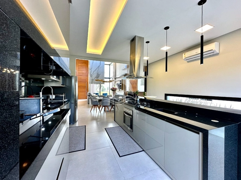 Casa de Alto Padrão à Venda – Condomínio Dubai: 34ª foto da galeria de imagens do imóvel