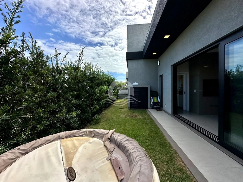 Casa de Alto Padrão à Venda – Condomínio Dubai: 49ª foto da galeria de imagens do imóvel