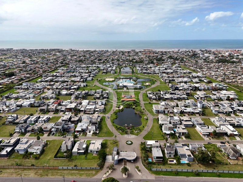 Casa de Alto Padrão à Venda – Condomínio Dubai: 45ª foto da galeria de imagens do imóvel