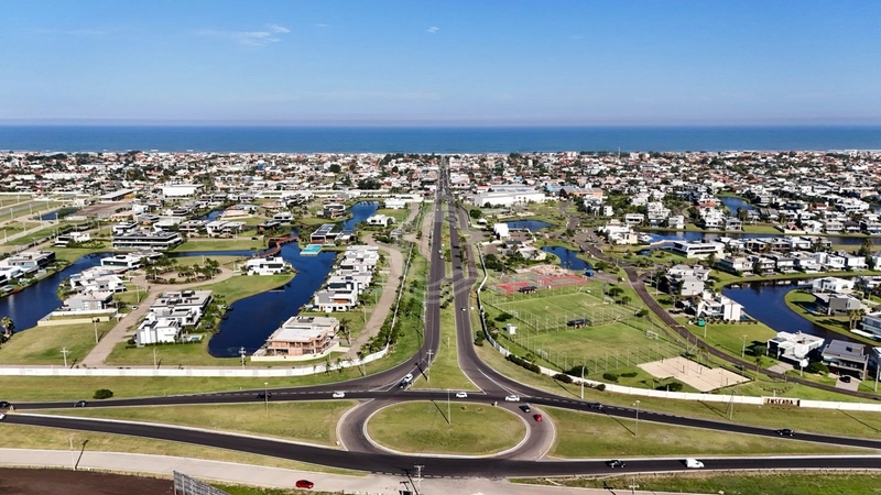 CASA BEIRA LAGO - COND. ENSEADA LAGOS: 25ª foto da galeria de imagens do imóvel