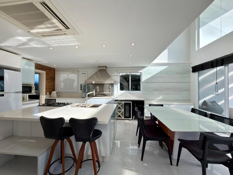 Casa em condomínio de luxo, 4 suítes, piscina e decorada  - Xangri-Lá: 10ª foto da galeria de imagens do imóvel