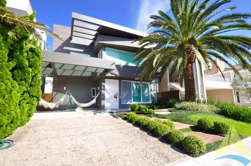 NOVIDADE À VENDA NO CONDADO