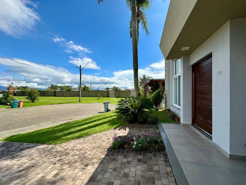 Casa 4 quartos térrea mobiliada venda Dubai Capão da Canoa: 2ª foto da galeria de imagens do imóvel