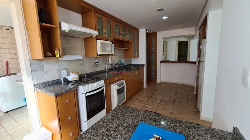 Apartamento com 03 dormitórios, no centro de Atlântida: 8ª foto da galeria de imagens do imóvel