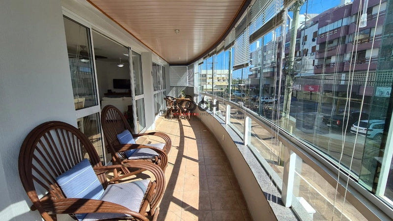 Apartamento com 03 dormitórios, no centro de Atlântida: 14ª foto da galeria de imagens do imóvel
