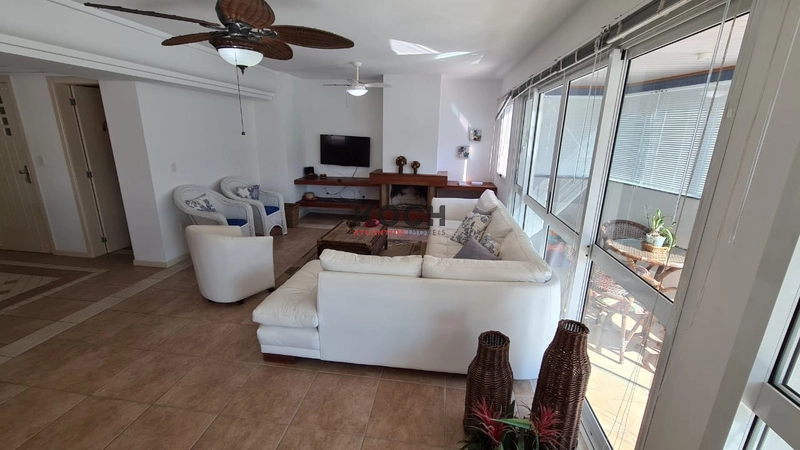 Apartamento com 03 dormitórios, no centro de Atlântida: 3ª foto da galeria de imagens do imóvel